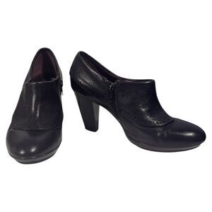 indigo by‎ clarks Black Leather Shoe Boot Heel Size 9.5M ladies. Heel size 3.5"